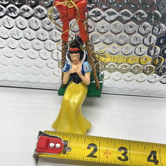 Snow White from Disney Movie Christmas Ornament NIB - Picture 5 of 7